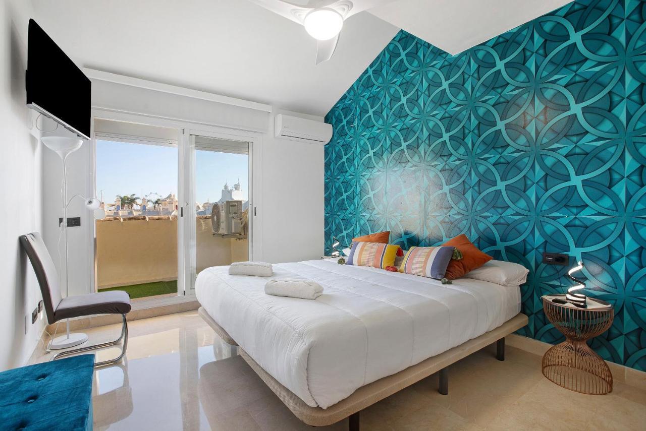 Luxury In Puerto Marina Apartment Benalmádena Exterior photo